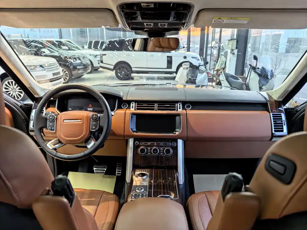 Land Rover Range Rover 2017 — фото 10