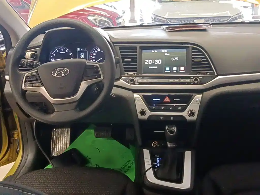 Hyundai Celesta 2017 — фото 10