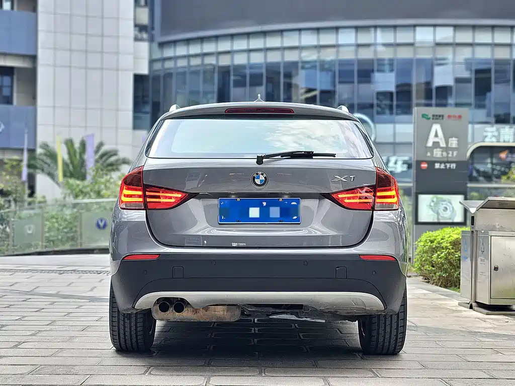 BMW X1 2012 — фото 10
