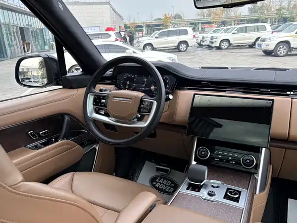 Land Rover Range Rover 2024