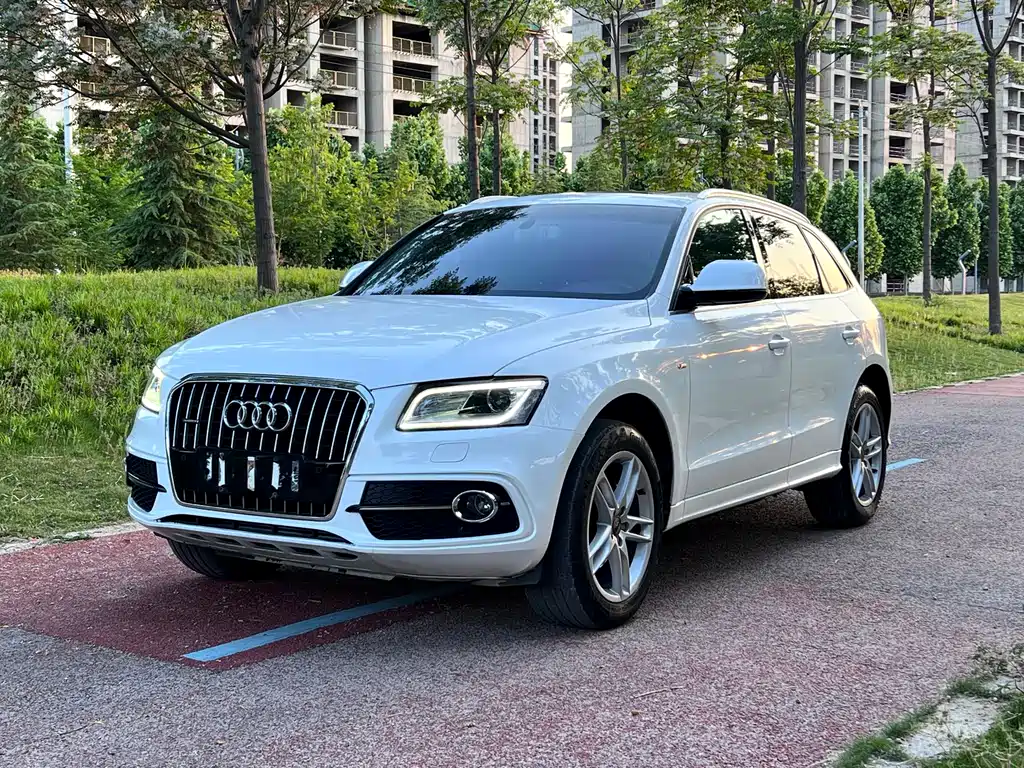 Audi Q5 2018 — фото 1