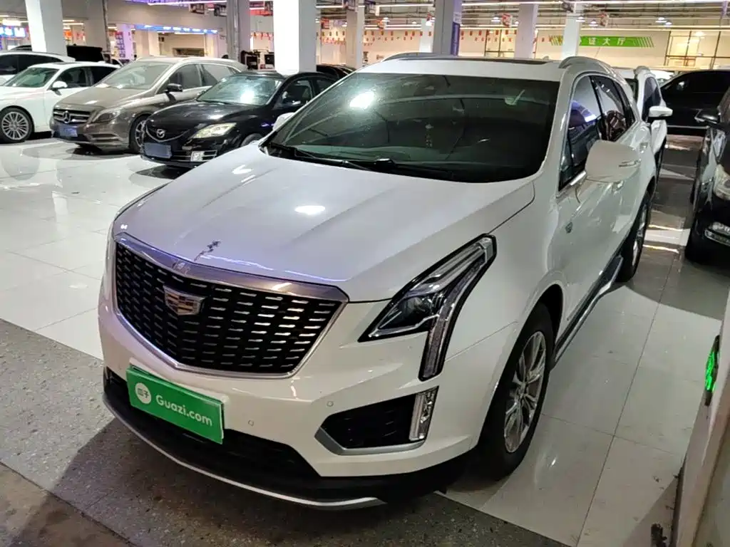 Cadillac XT5 2020 — фото 1
