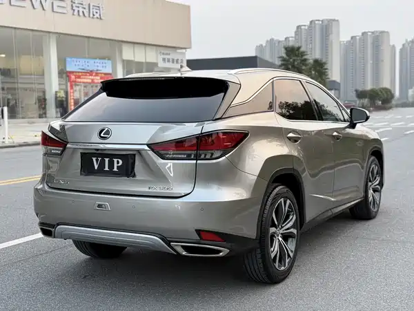 Lexus RX 2020