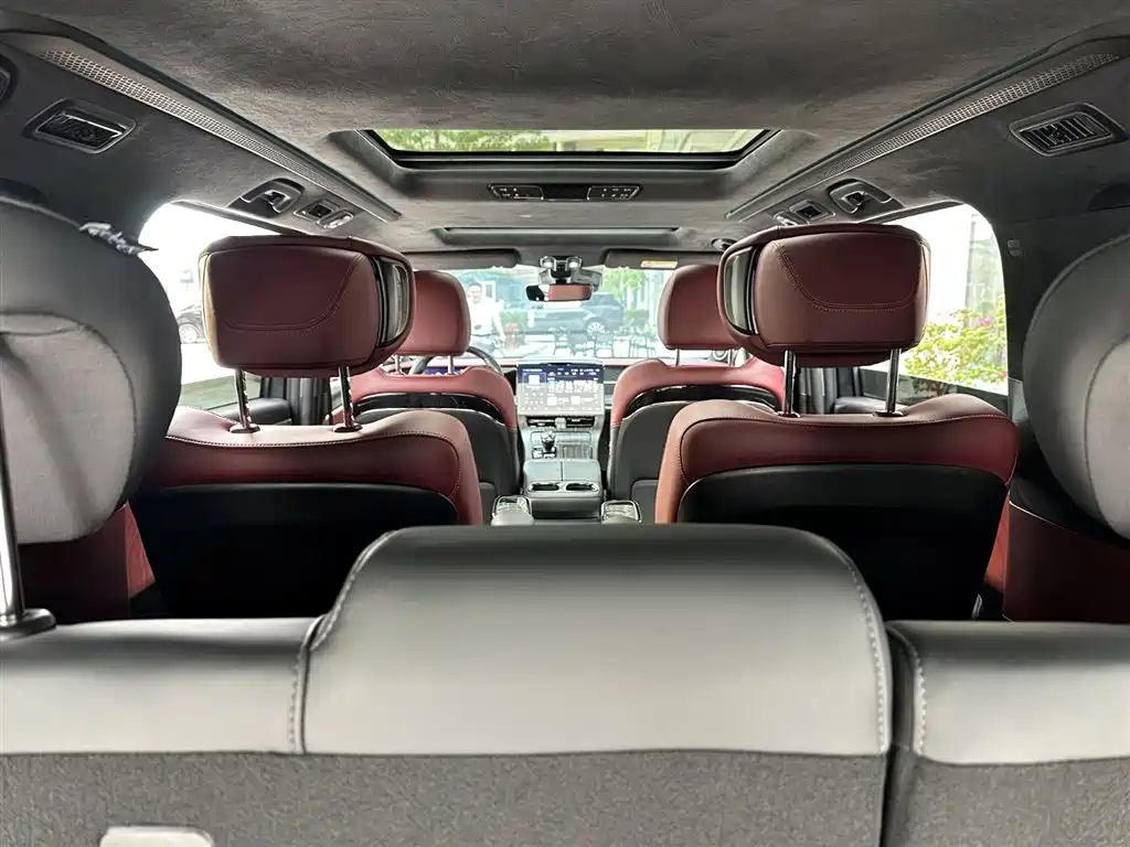 GAC Motor Trumpchi M8 2023 — фото 12