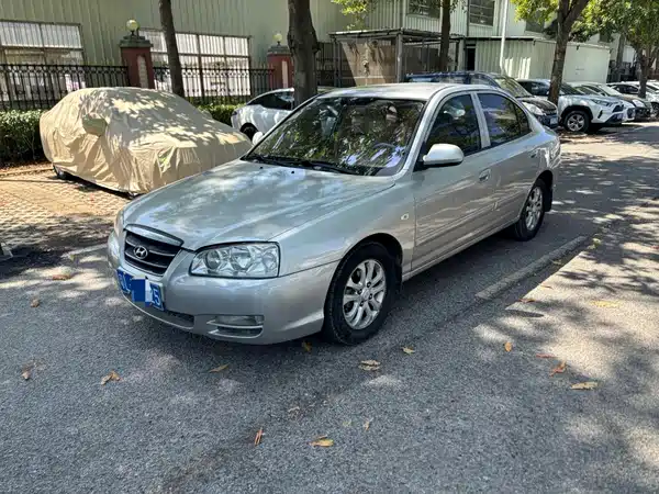Hyundai Elantra 2011