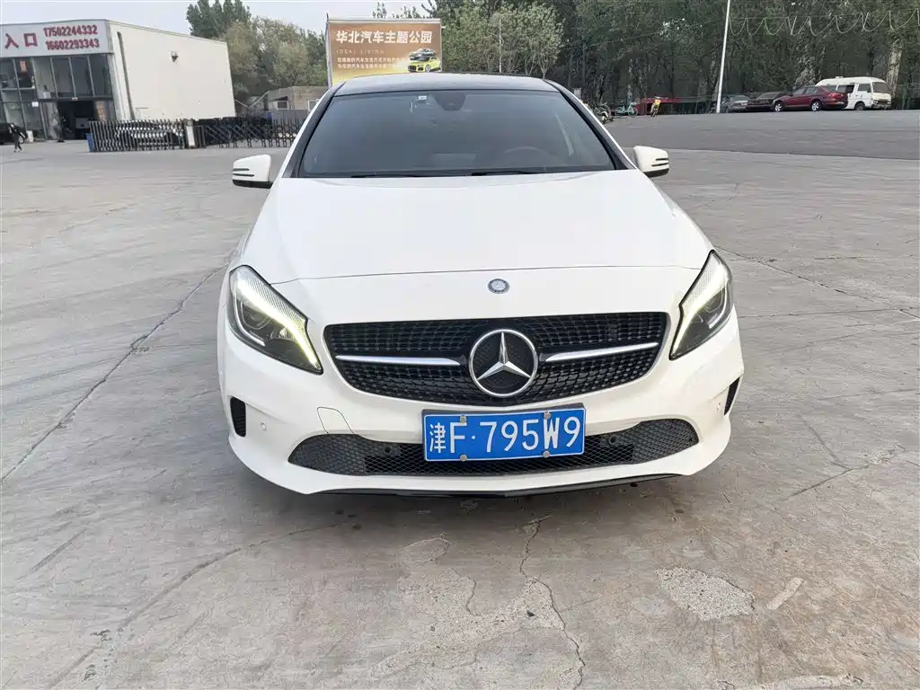 Mercedes-Benz A-Class 2016 — фото 2