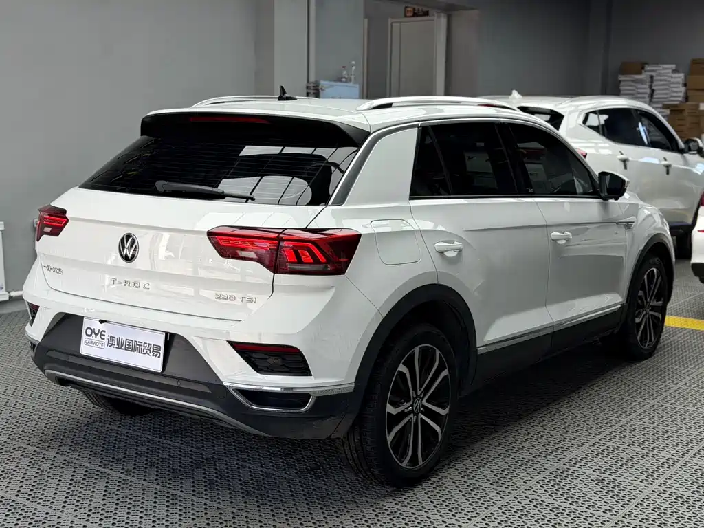 Volkswagen T-Roc 2022 — фото 6
