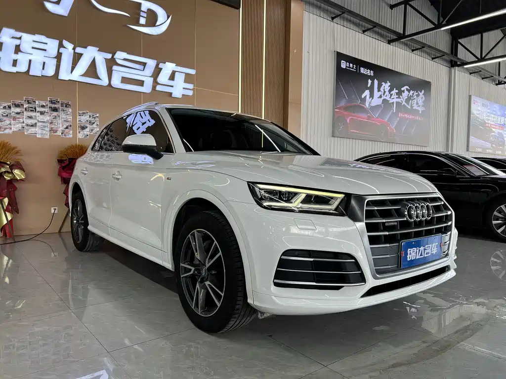 Audi Q5L 2019 — фото 3