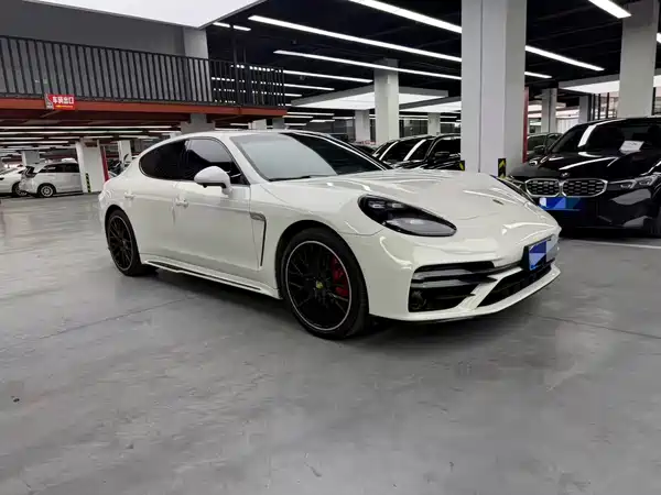 Porsche Panamera 2011
