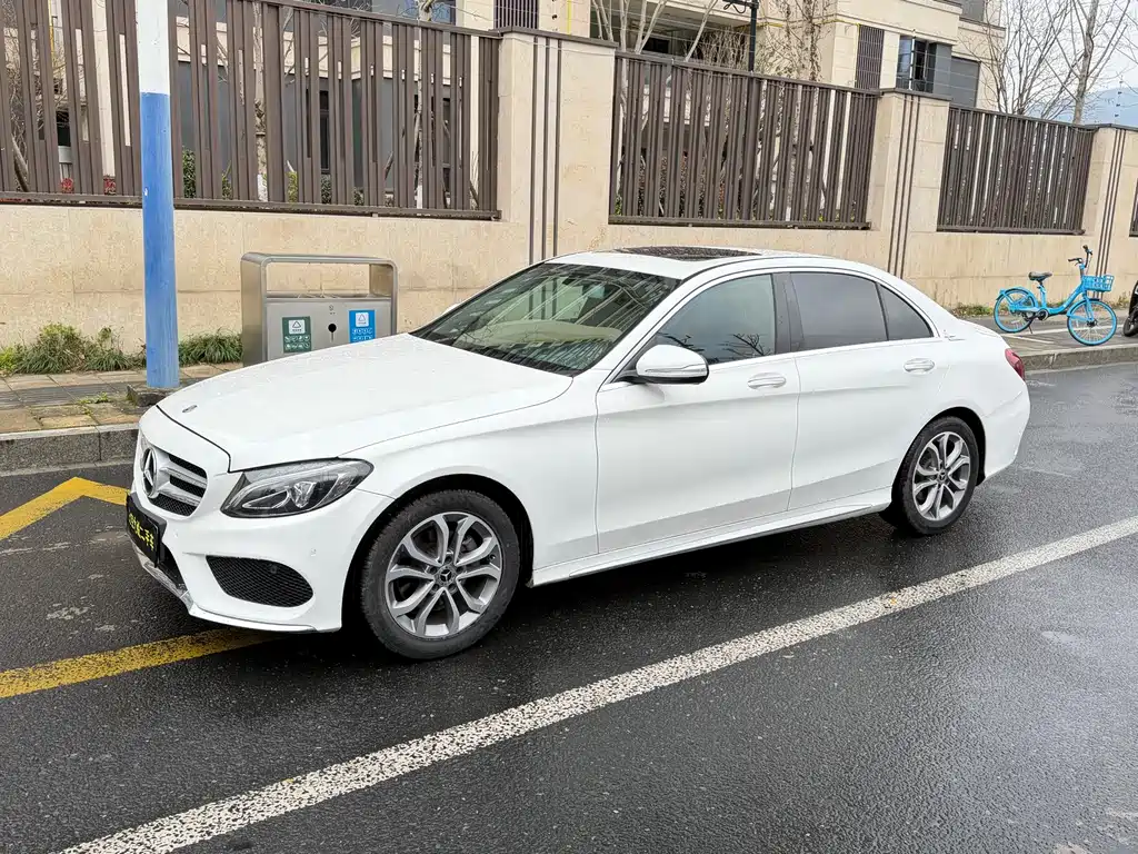 Mercedes-Benz C-Class 2017 — фото 2