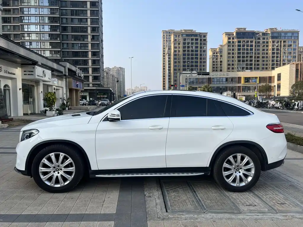 Mercedes-Benz GLE Coupe 2017 — фото 10