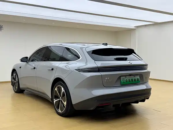 NIO ET5T 2024