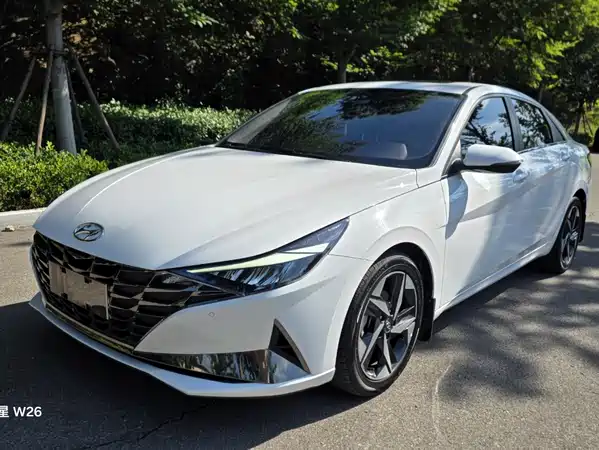 Hyundai Elantra 2023