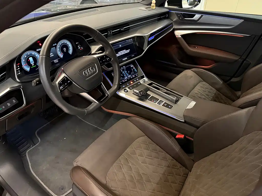 Audi A7L 2023 — фото 5