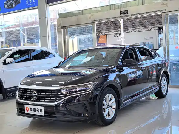 Volkswagen Passat 2023