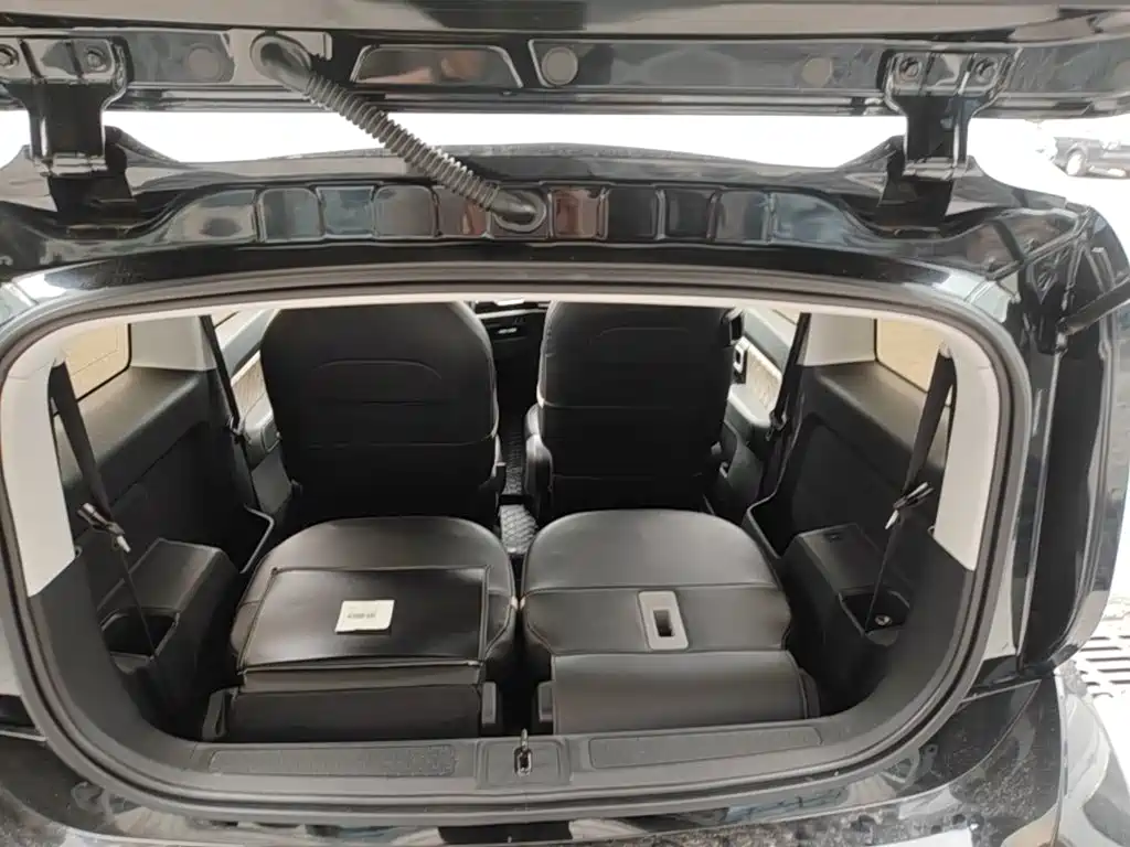 Baojun Kiwi EV 2022 — фото 19