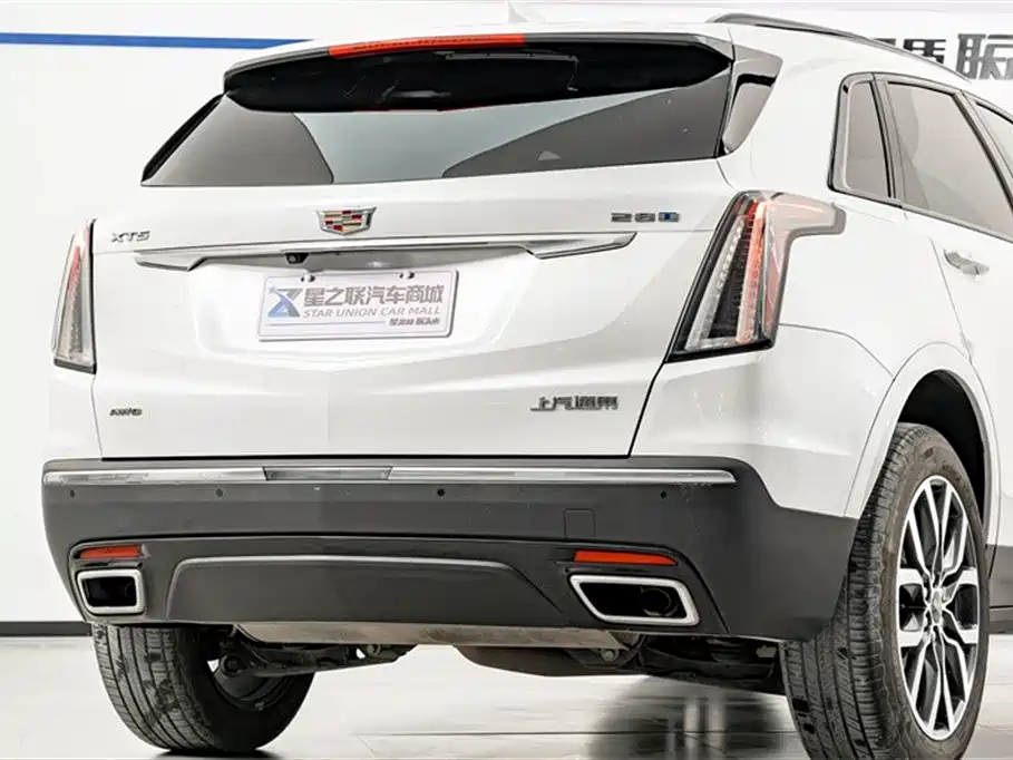 Cadillac XT5 2024 — фото 7