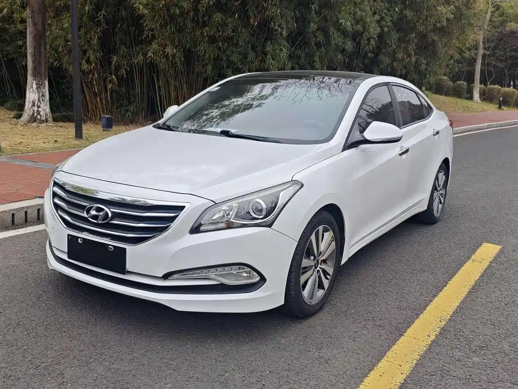 Hyundai Mistra 2015