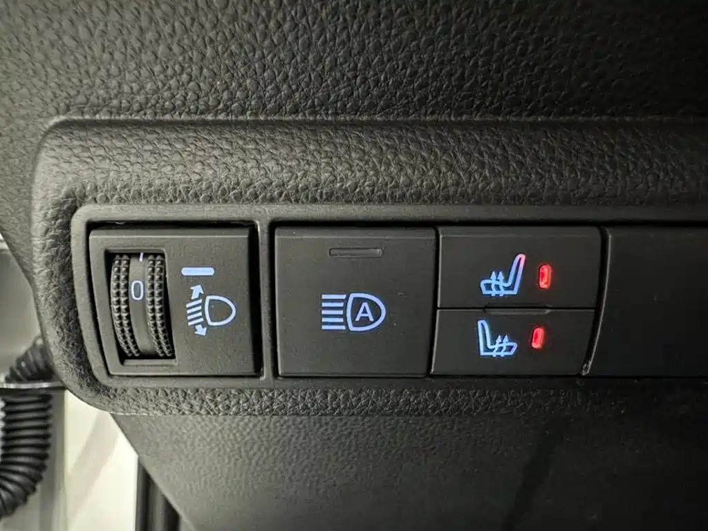 Toyota Levin 2023 — фото 18