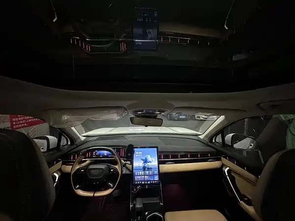 Geely Boyue L 2024