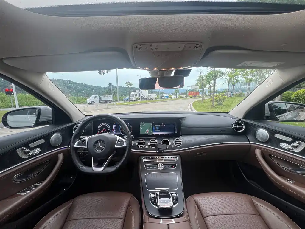 Mercedes-Benz E-Class 2018 — фото 8