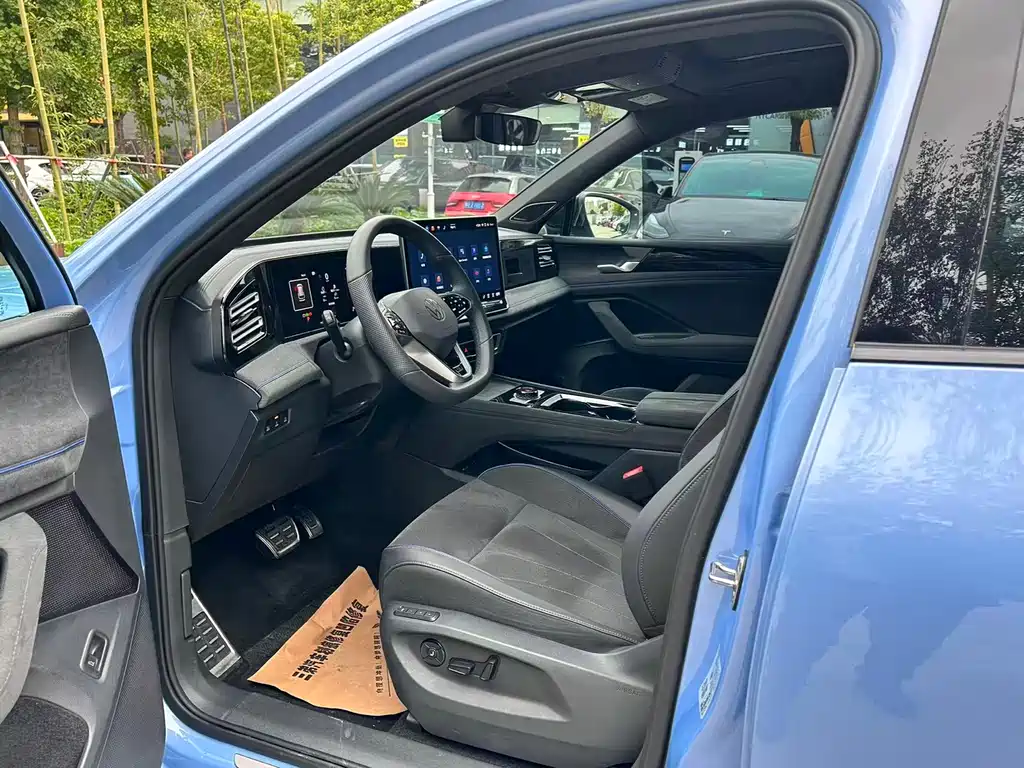 Volkswagen Tiguan L 2024
