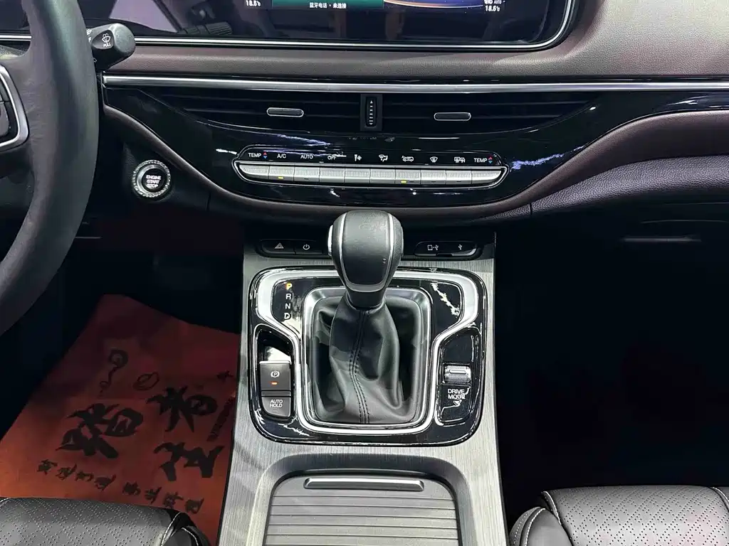 GAC Trumpchi M6 2022 — фото 9