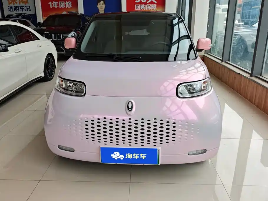 Ora White Cat 2022