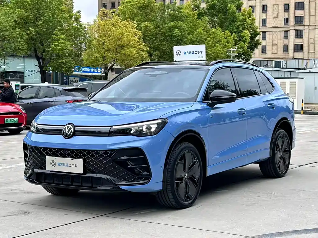 Volkswagen Tiguan L 2024