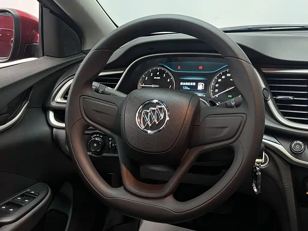 Buick Excelle 2020 — фото 18