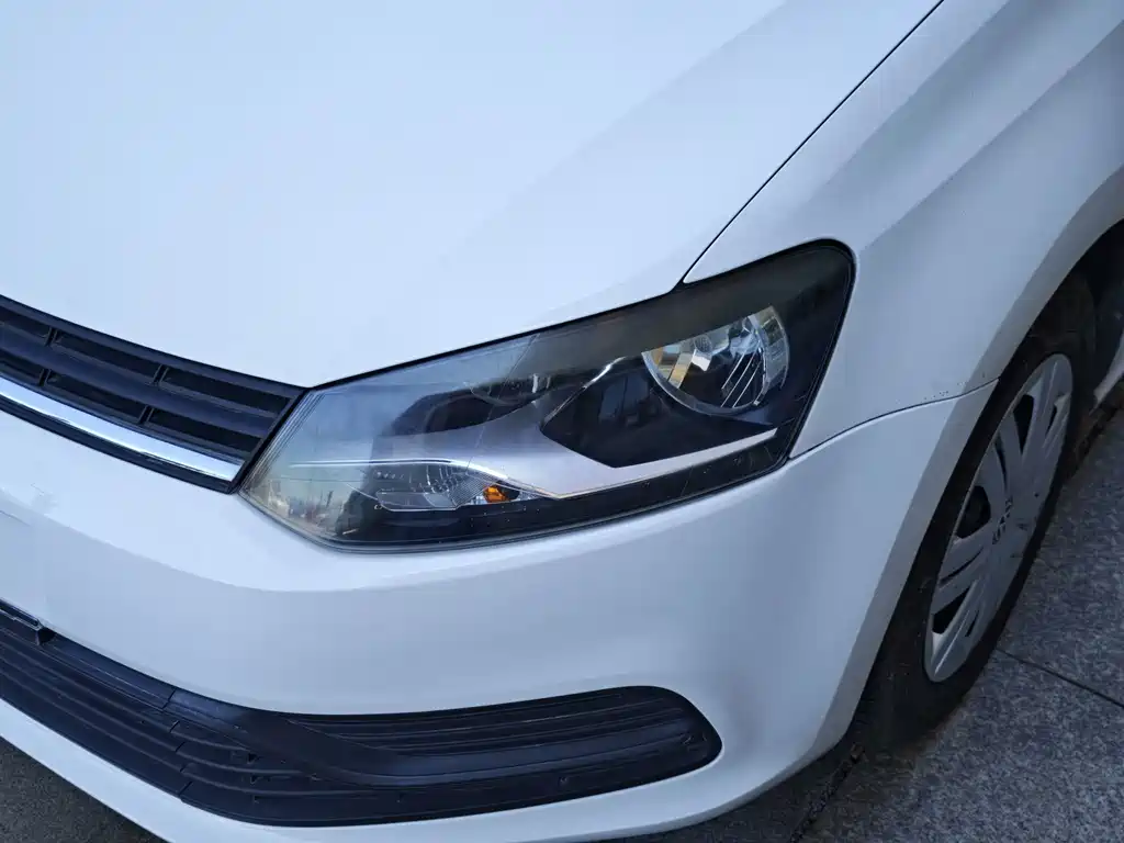 Volkswagen Polo 2018 — фото 15