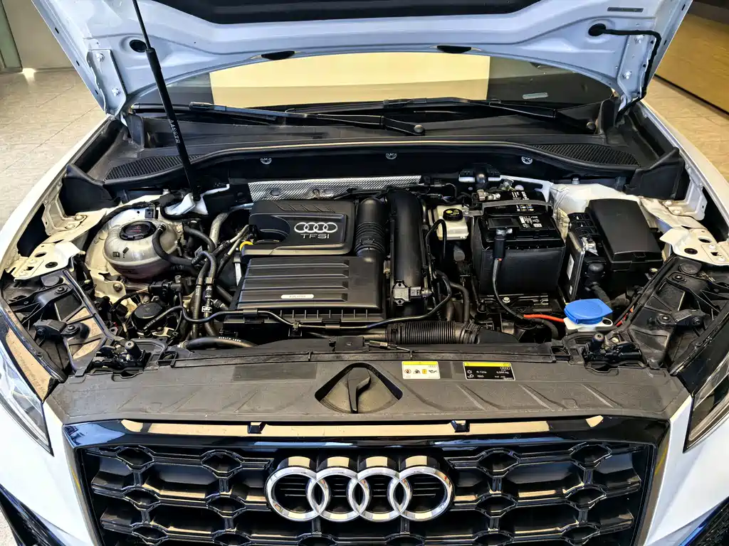 Audi Q2L 2023 — фото 14