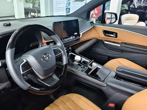 Toyota Granvia 2026