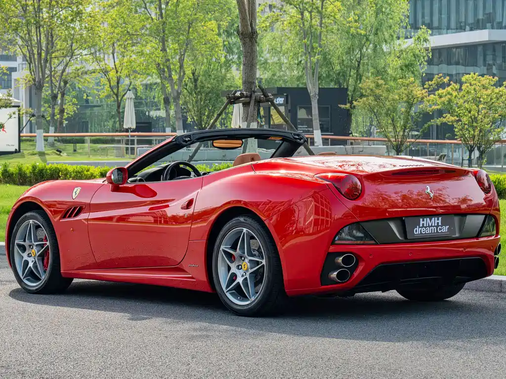 Ferrari California T 2011 — фото 8
