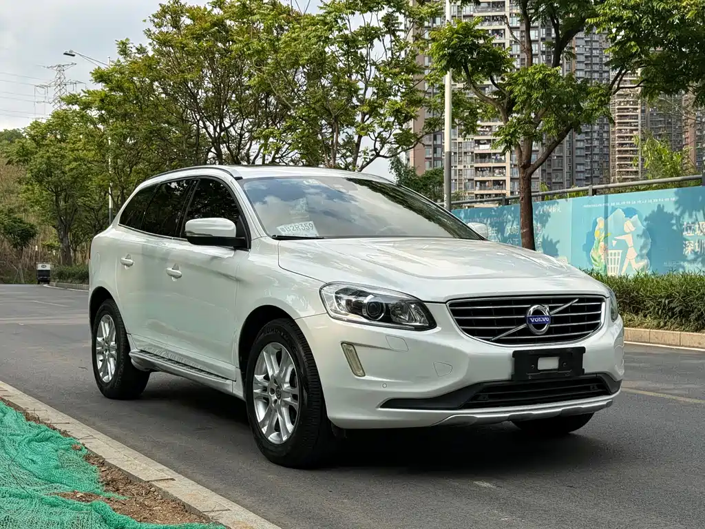 Volvo XC60 2016 — фото 5