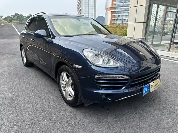 Porsche Cayenne 2011