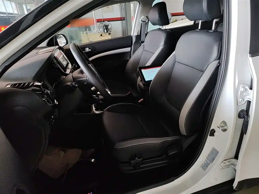 Kia KX1 2021 — фото 15