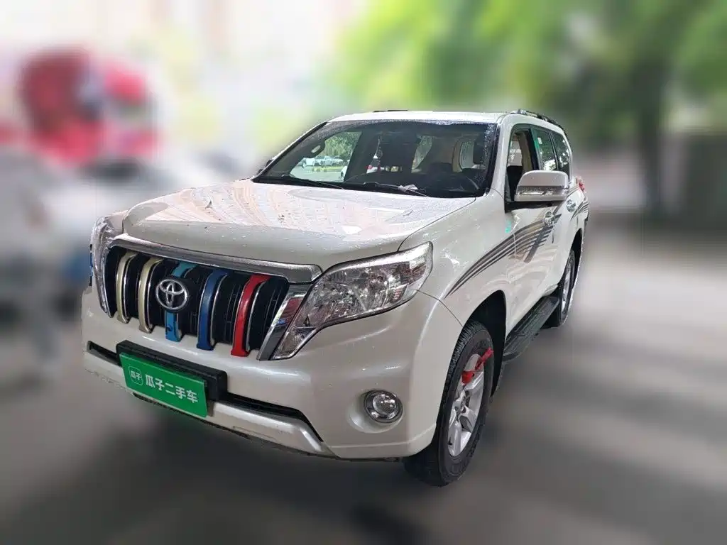 Toyota Prado 2014 — фото 1