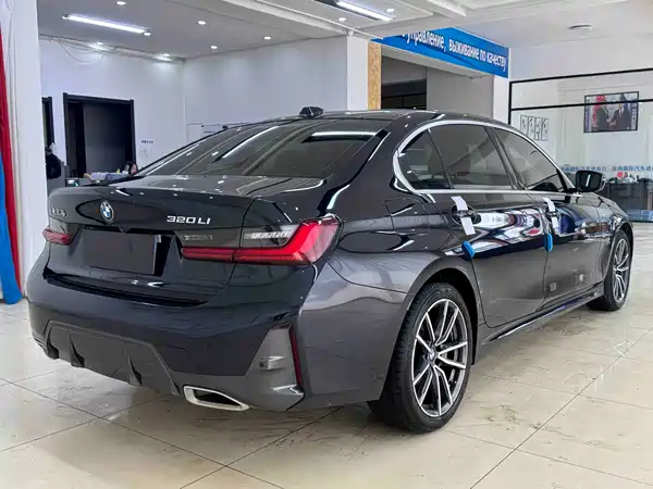 BMW 3 Series 2023