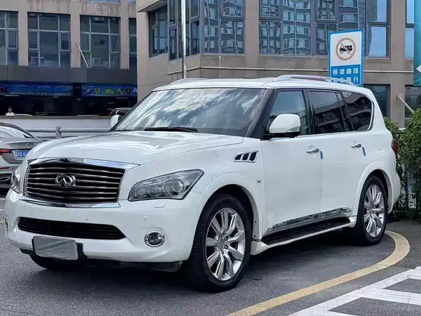 Infiniti QX80 2014