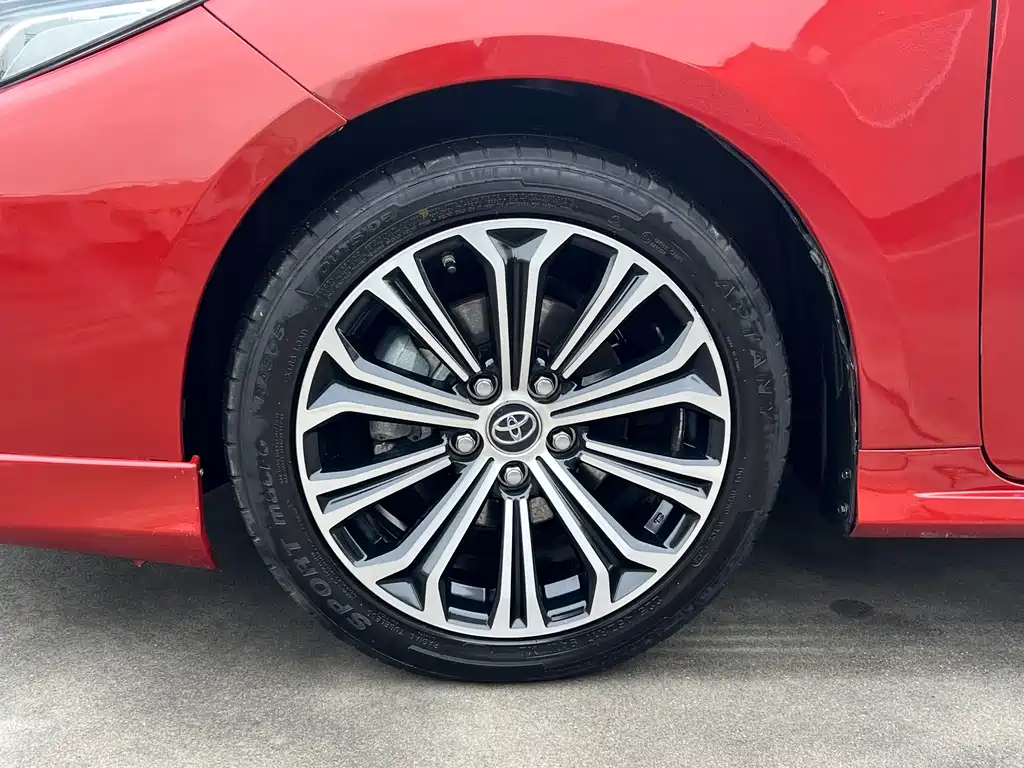 Toyota Corolla 2019 — фото 8