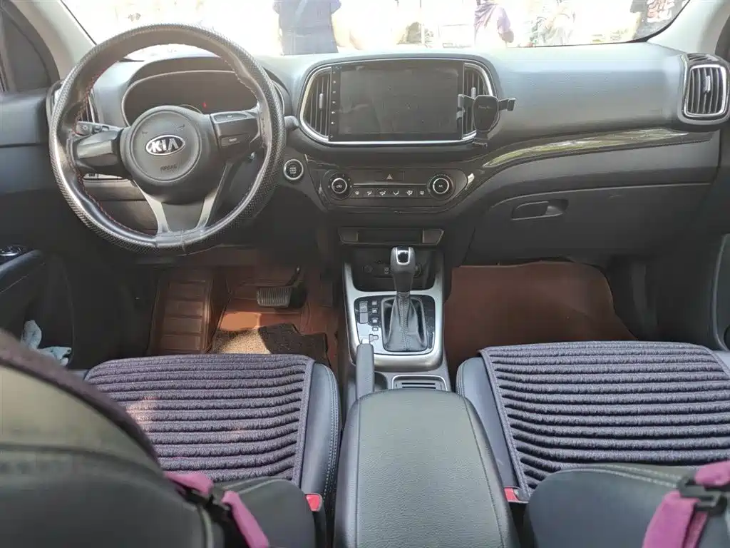 Kia KX3 2015