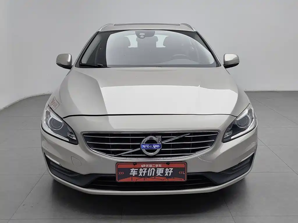 Volvo V60 2017 — фото 3