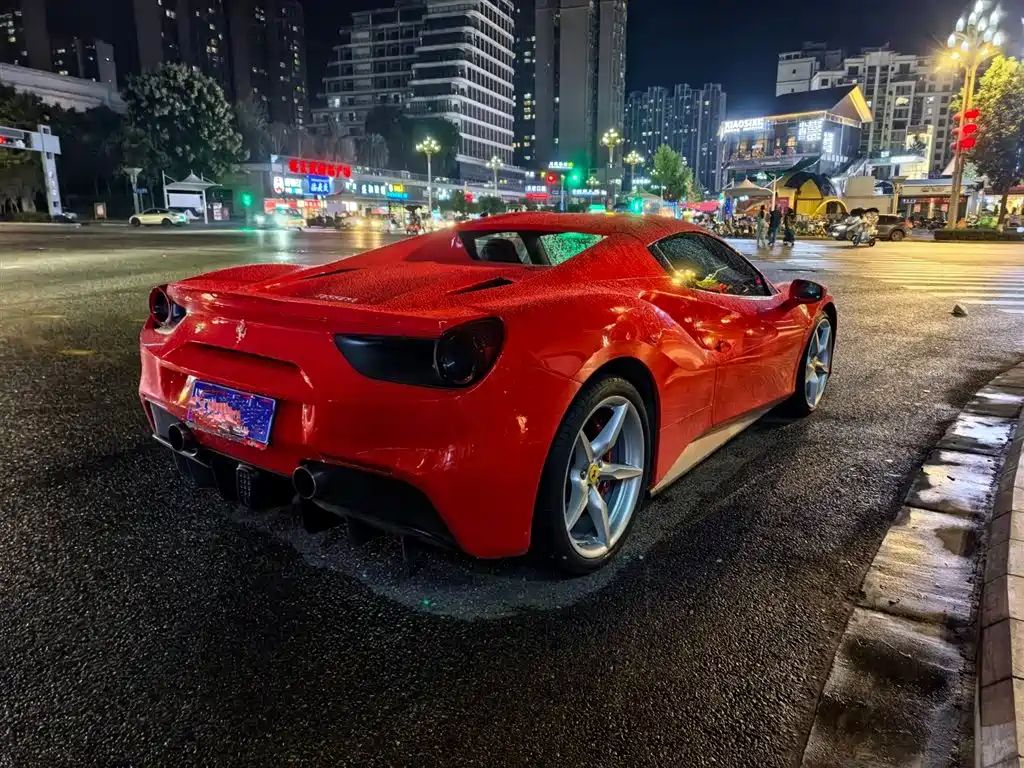 Ferrari 488 2019 — фото 3