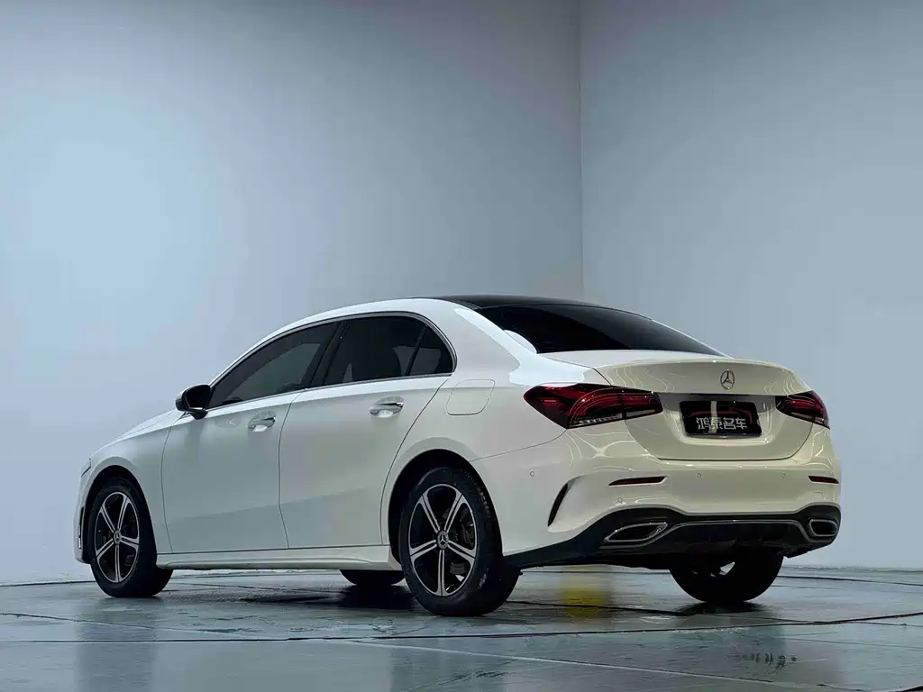 Mercedes-Benz A-Class 2023 — фото 19