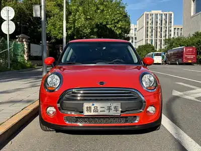 MINI MINI 2019