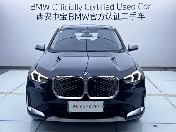 BMW iX1 2023