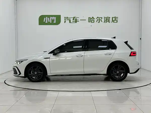 Volkswagen Golf 2022