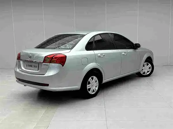 Buick Excelle 2012