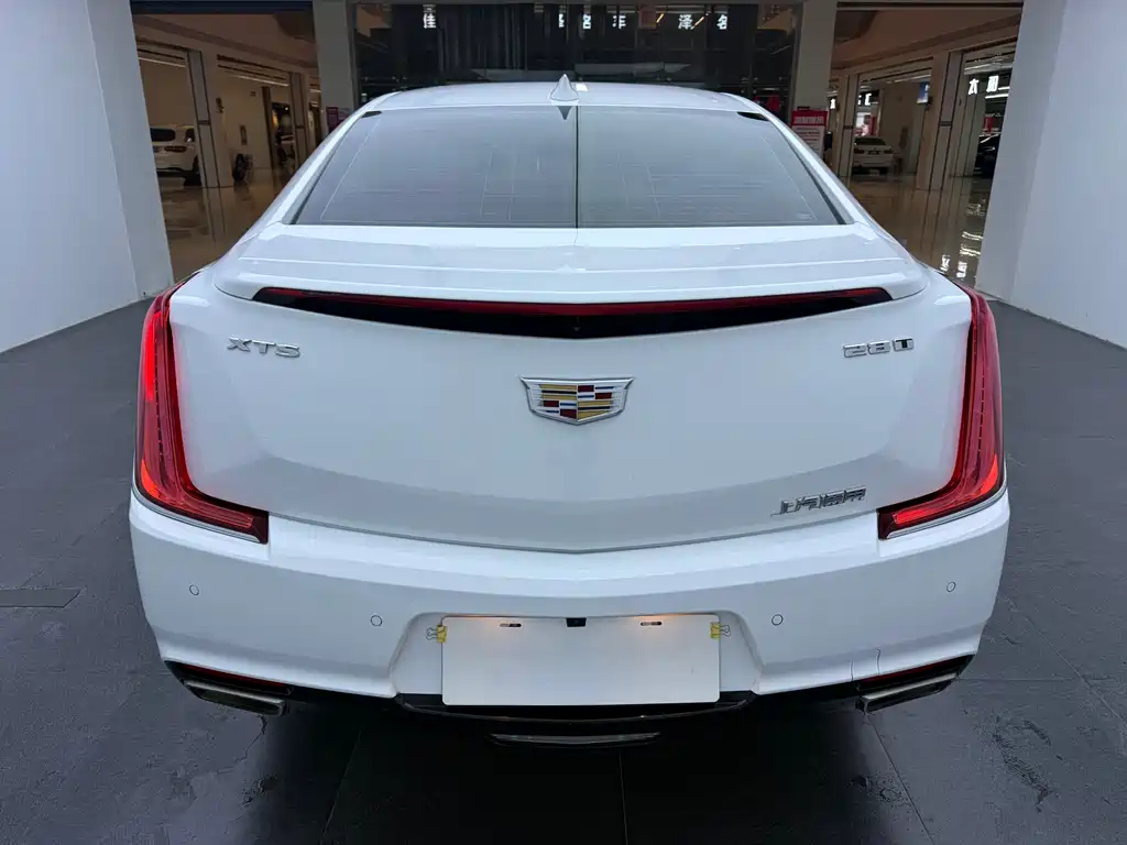 Cadillac XTS 2019 — фото 8